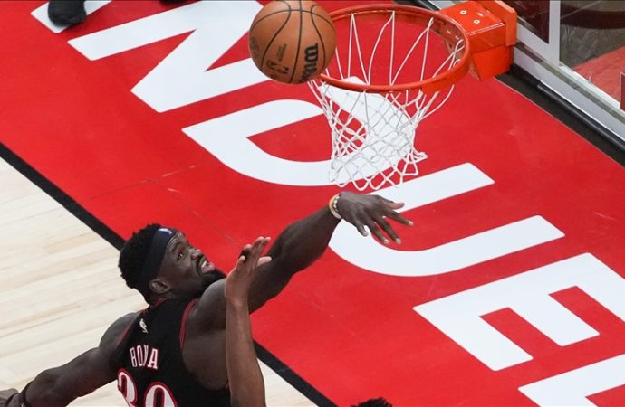 Adem Bonalı Philadelphia 76ers deplasmanda Denver Nuggets’a yenildi