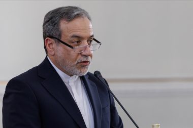 İran: Ateşkes değil savaşın bitmesini, tazminat ödenmesini istiyoruz