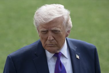 Trump müttefiklerine sitem etti: Hürmüz Boğazı’nı ele geçirince gelirsiniz