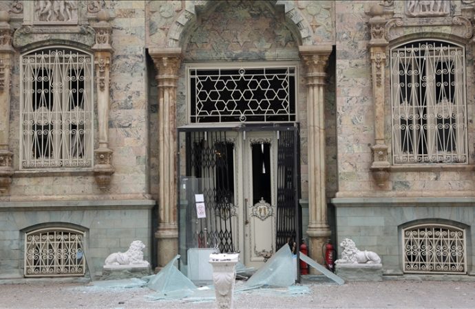 ABD-İsrail saldırılarında Tahran’daki tarihi Sadabad Sarayı da hasar gördü
