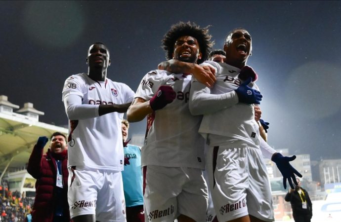 Trabzonspor, dolu dizgin