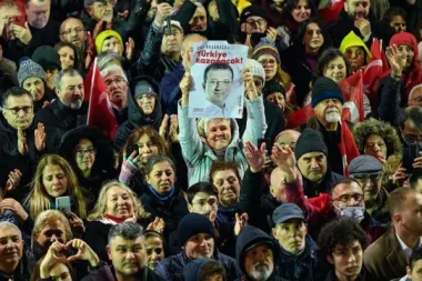 BBC’nin Saraçhane mitingi izlenimleri