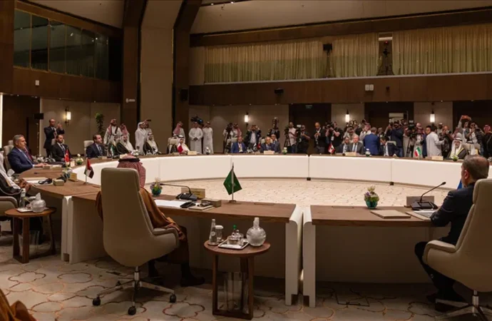 Dışişleri Bakan Fidan da imzaladı: Bölge ülkeleri İran’a ‘dur’ dedi