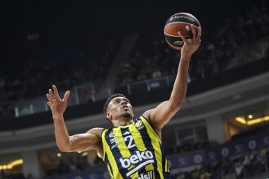 Fenerbahçe Beko yarın EA7 Emporio Armani Milan’ı ağırlayacak