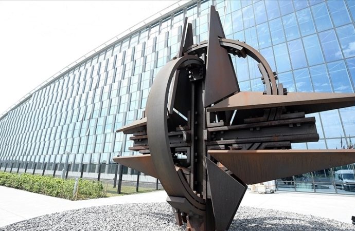 NATO: Teyakkuzdayız, müttefik topraklarının her karışını savunmaya hazırız