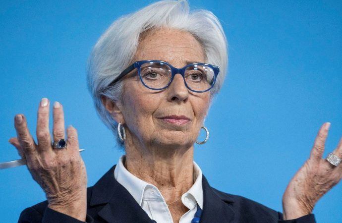 Lagarde: Orta Doğu’daki savaş çifte risk oluşturuyor