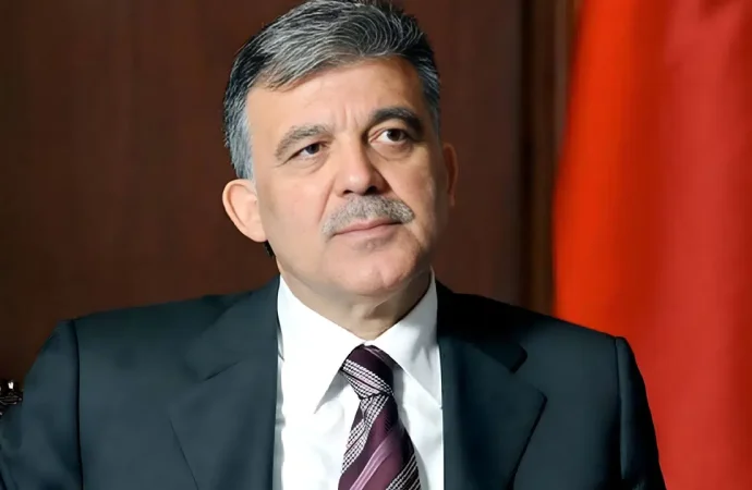 Abdullah Gül: ‘Hüzünlü bir bayram geçiriyoruz’
