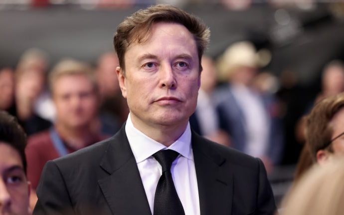 Musk’ın xAI şirketine dava: Gerekçe müstehcenlik