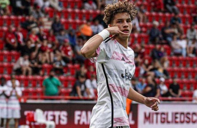 18 yaşında sekiz kulüp üç ülke değiştirdi