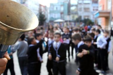 Ara tatil bitiyor: 18 milyon öğrenci ders başı yapacak