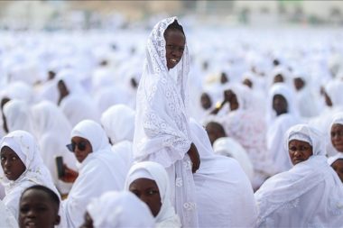 ‘Herkes eşit’ demek içih beyaz giyen Müslüman tarikatı: Layene