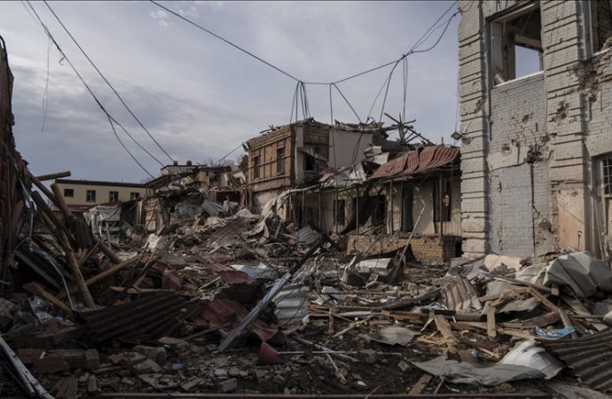 Zelenski: Rusya 1550 İHA ve 1300’e yakın güdümlü bombayla saldırdı