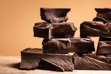 Sivilcelerin olağan şüphelisi: Çikolata suçsuz olabilir mi?