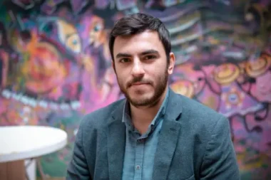 Gazeteci İsmail Arı tutuklandı