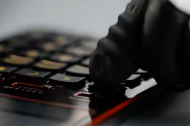 Fiyatını gören bilgisayar sanıyor ama sadece 4 işlem yapabiliyor