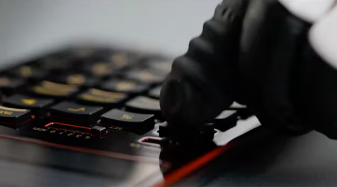 Fiyatını gören bilgisayar sanıyor ama sadece 4 işlem yapabiliyor