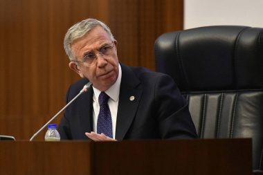 Mansur Yavaş’tan İsmail Arı’nın ailesine ve BirGün’e dayanışma telefonu