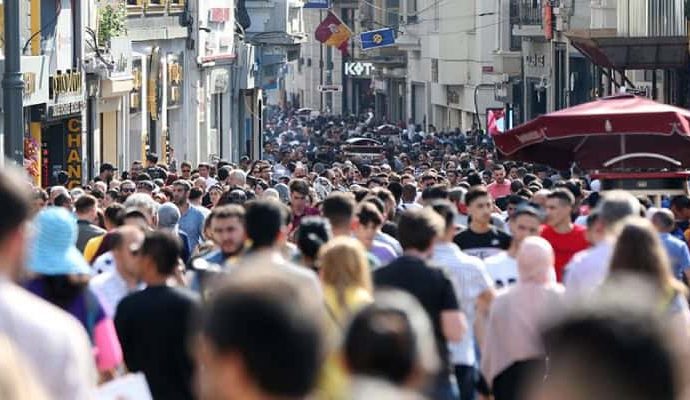 TÜİK: İşsizlik 21 yılın en düşük seviyesine geriledi