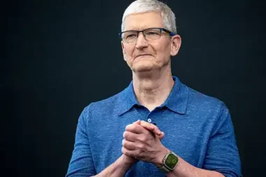 Apple CEO’su Tim Cook ‘akıllı telefona mola’ tavsiye etti