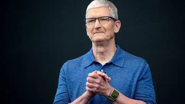 Apple CEO’su Tim Cook ‘akıllı telefona mola’ tavsiye etti