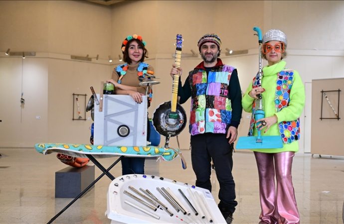 Geri dönüşümlü enstrümanlarla müzik yapıyorlar: Cop31’de çalmak istiyorlar