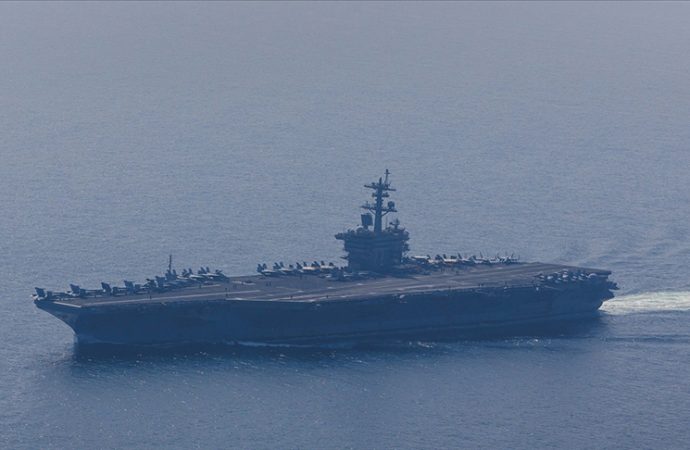 İran: ABD’nin Lincoln gemisi füze menziline girince hedef olacak
