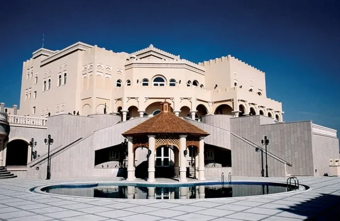 Dev inşaat holdingi iflasın eşiğinde