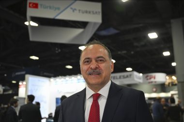 Türkiye alçak yörünge uydusu için SpaceX ve Amazon’la  masada