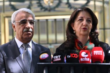 DEM Parti İmralı Heyeti yarın Abdullah Öcalan’la görüşecek