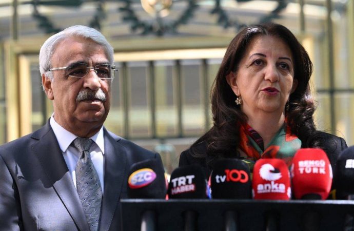 DEM Parti İmralı Heyeti yarın Abdullah Öcalan’la görüşecek