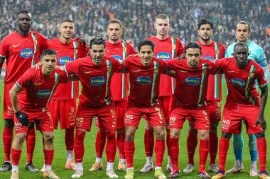 Amedspor’a FIFA’dan şok ceza