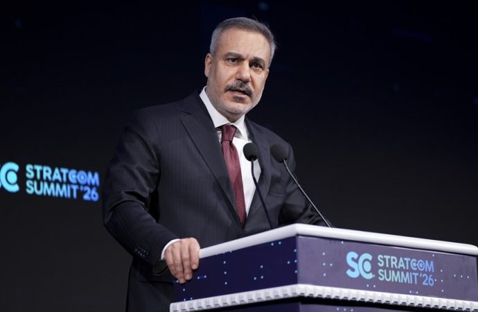 Fidan STRATCOM zirvesinde konuştu: Daha büyük savaşa gidiyoruz