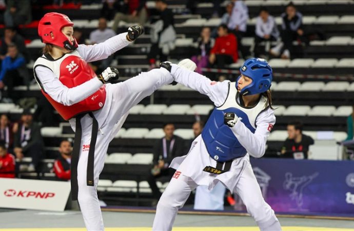 Tekvandocu genç kızlar 19 madalya kazandı