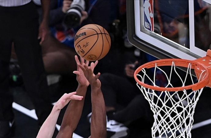 NBA’de Spurs, Bucks’ı yenerek üst üste 8. galibiyetini aldı