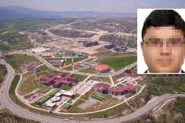 Taciz iddiasıyla görevden uzaklaştırılmıştı: Öğretim üyesi meslekten de atıldı