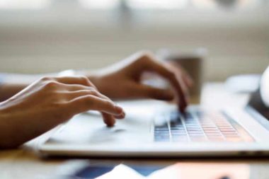 Yapay zekaya tez yazdırana ağır ceza geliyor