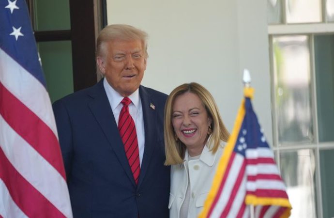 İtalya’dan ABD’ye veto: Üs kullanımına izin çıkmadı