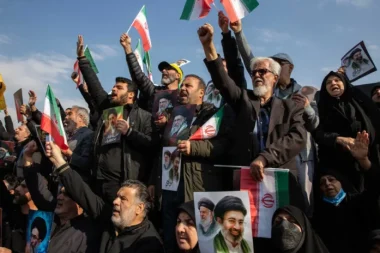 Trump dün sabah ‘Savaş yakında bitiyor’ dedi, akşama yine ağız değiştirdi