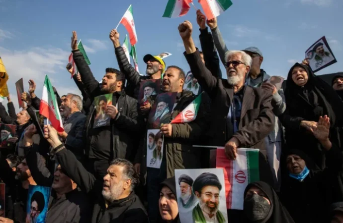 Trump dün sabah ‘Savaş yakında bitiyor’ dedi, akşama yine ağız değiştirdi