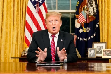 Trump’ın iddiası: İran, nükleer hevesten vazgeçtiğini bize söyledi