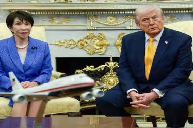 Trump’ın Japon Başbakanına hiç de güldürmeyen şakası