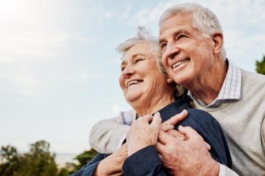 Sakın Ola Ki Zenginleşmeden Yaşlanmayın