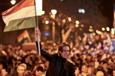 Dün gece yıkılan tek adam efsanesi: “Seçimi kaybetse de gitmez”