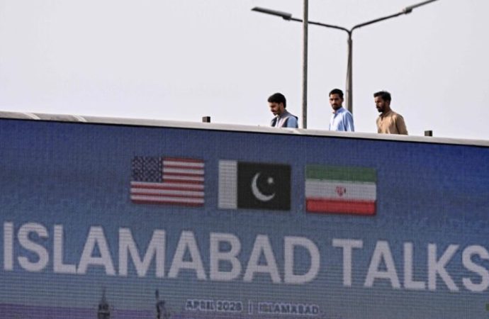 Dünya nefesini tuttu İslamabad’a bakıyor: Barışın bir şansı olabilecek mi?