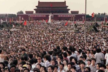 1,4 milyar insanı yönetmek kolay mı sanıyorsunuz?