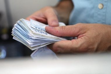 Savaş etkisi: Kredi ve mevduat faizleri uçuşa geçti, Merkez’in rezerv satışı 44 milyar doları aştı