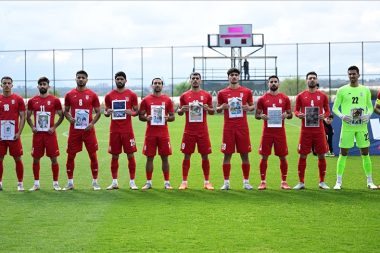İran Milli Takımı, Kosta Rika maçı öncesi savaşta hayatını kaybeden çocukları andı