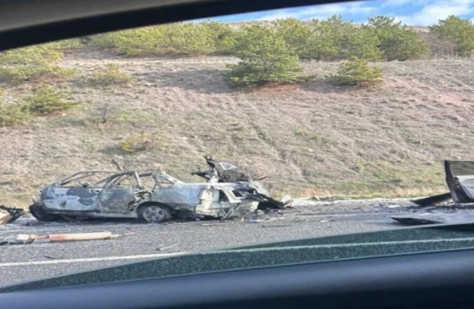 Korkunç kaza: Beş kişi hayatını kaybetti