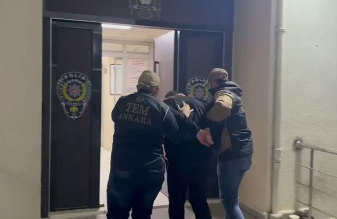 Sarı kategoride aranıyordu: Darbeci binbaşı yakalandı