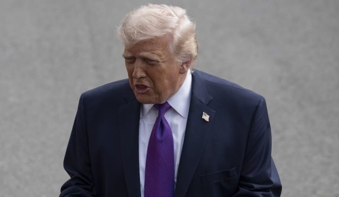 Trump iddia etti: İran’ın yeni başkanı az önce ateşkes istedi